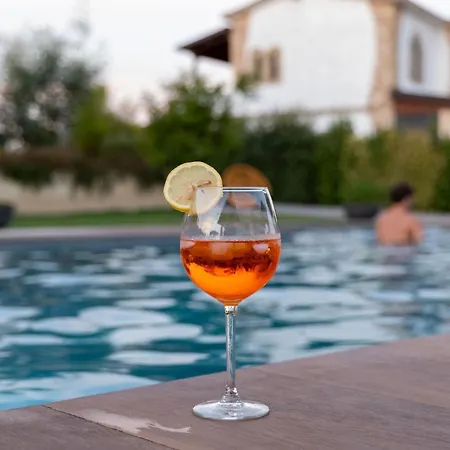 فندق مبيت وإفطار Laportulaca Relax & Nature ألتامورا