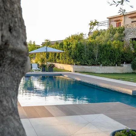 Laportulaca Relax & Nature فندق مبيت وإفطار *