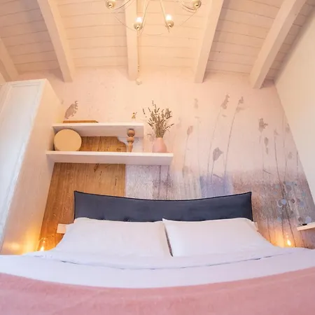 فندق مبيت وإفطار Laportulaca Relax & Nature ألتامورا